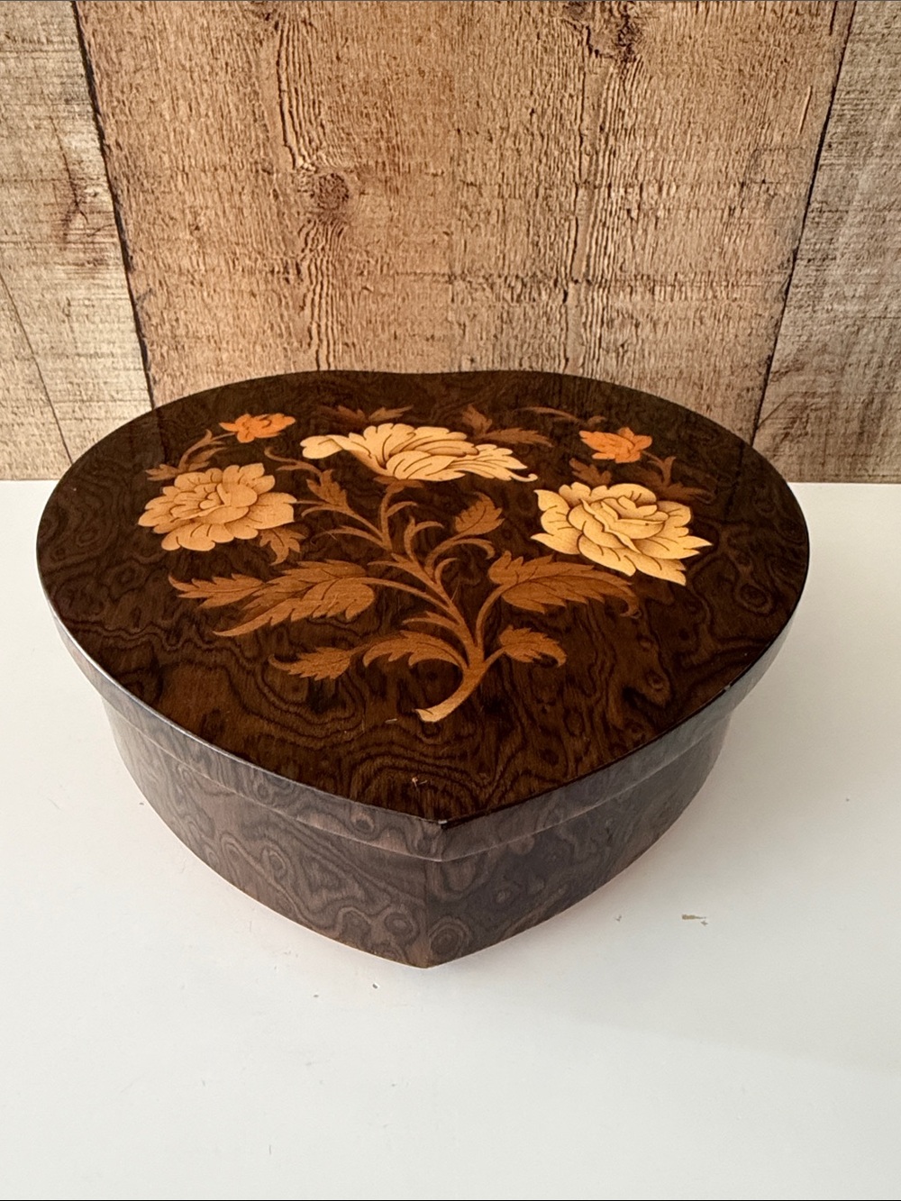 VTG Italian Sorrento marquetry floral inlaid heart shaped jewelry music box